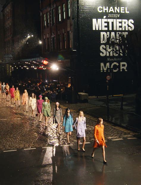 defile chanel manchester|Chanel Metiers d'Art: 'It's an exciting time to be in .